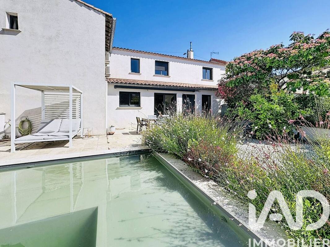 Photo 1 - Maison à ARLES