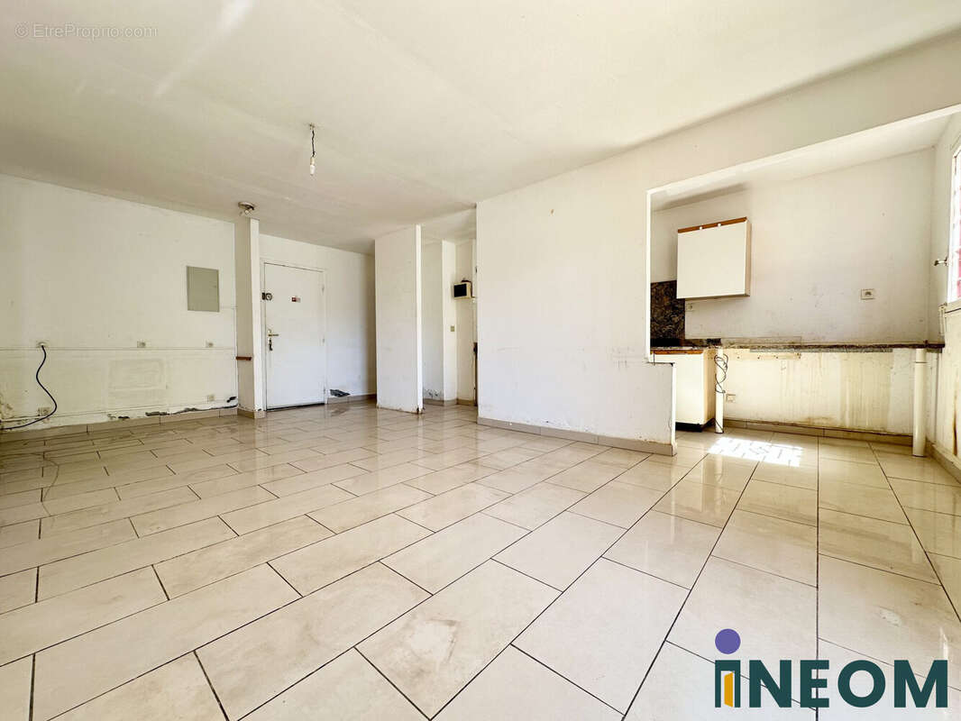 Appartement à SAINT-DENIS