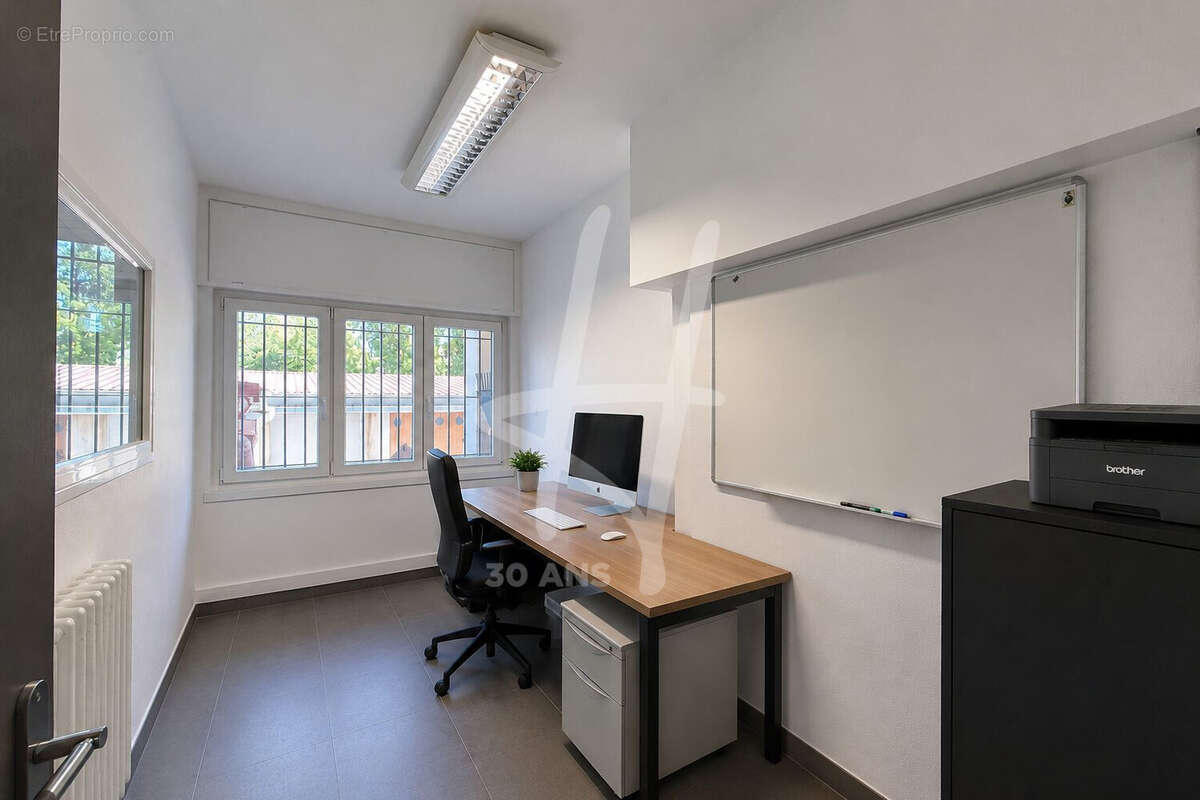 Commerce 95 m² à Longeville-Les-Metz  - photo 6