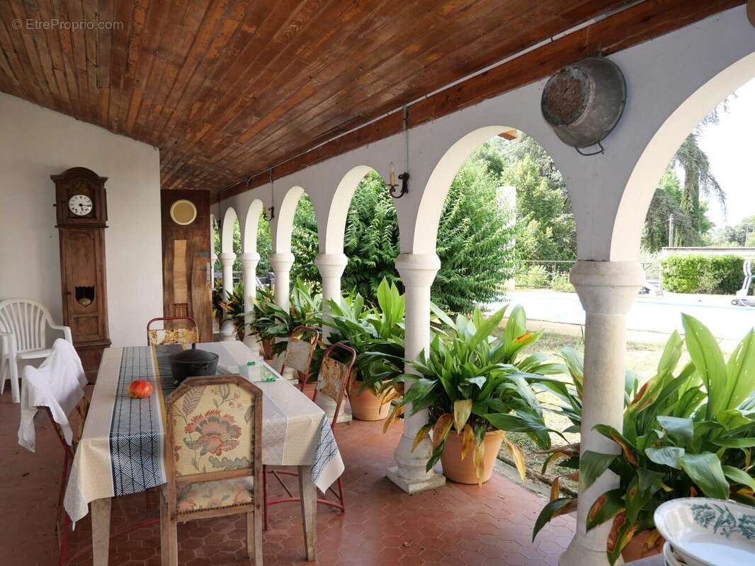 Maison à MONTESQUIEU-VOLVESTRE
