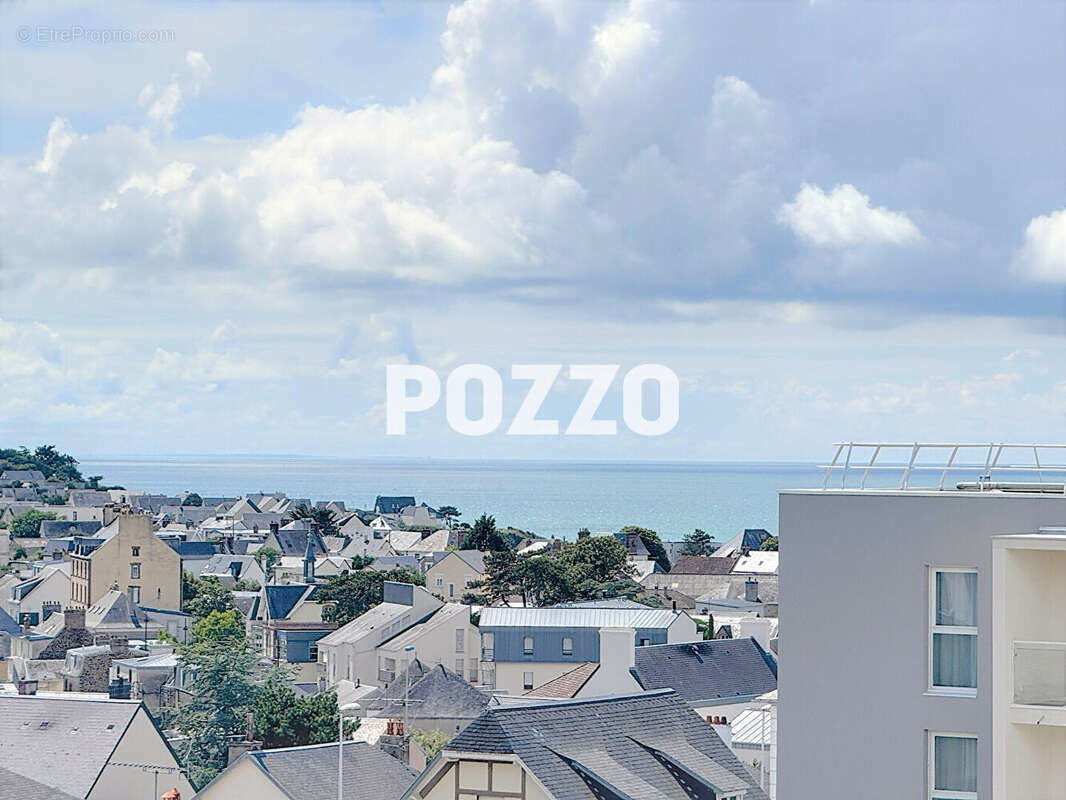 Appartement à DONVILLE-LES-BAINS