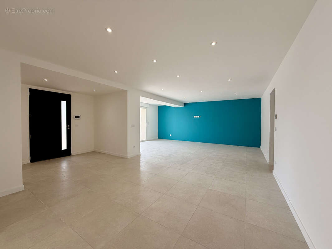 Maison à LA VALETTE-DU-VAR