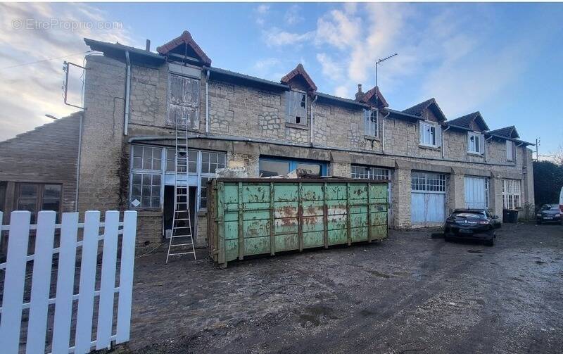 Appartement à ARQUES-LA-BATAILLE