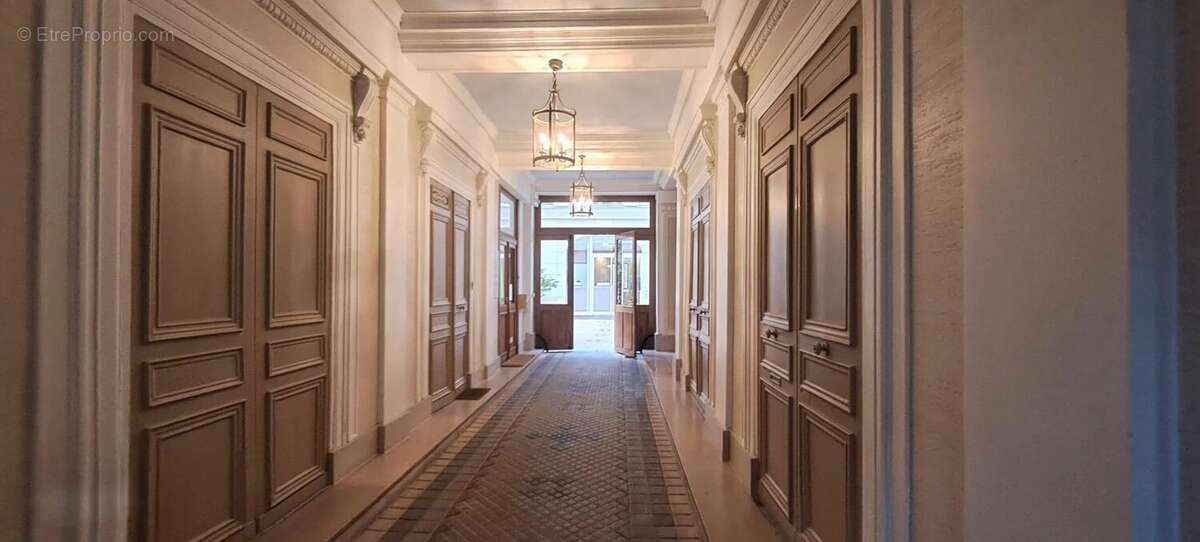 Appartement à PARIS-9E