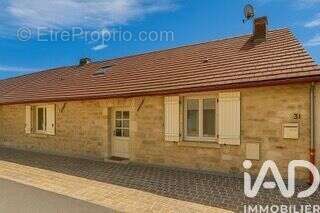 Photo 8 - Appartement à AUVERS-SUR-OISE