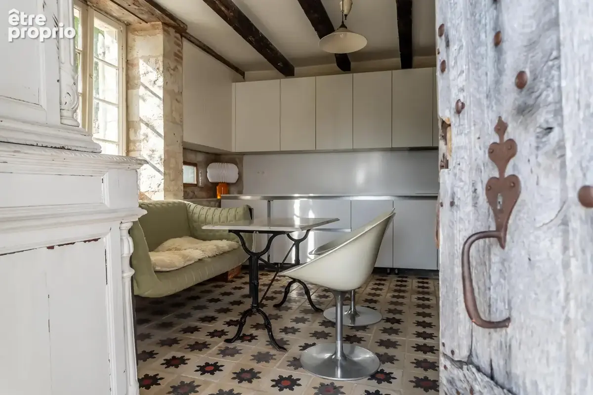 Propriété avec piscine, annexe pour invités, dépendances et vue panoramique - photo 12