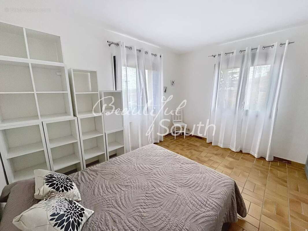 Maison à MONTESQUIEU-DES-ALBERES