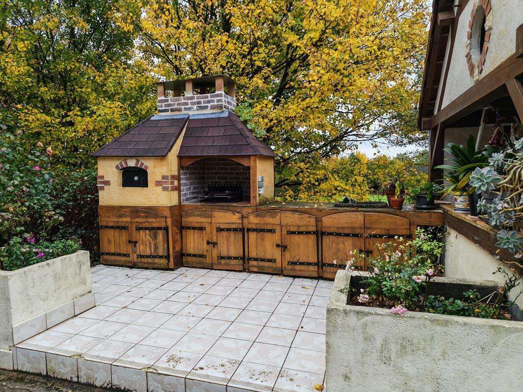 Maison à SAINT-MARTIN-D&#039;AUXIGNY