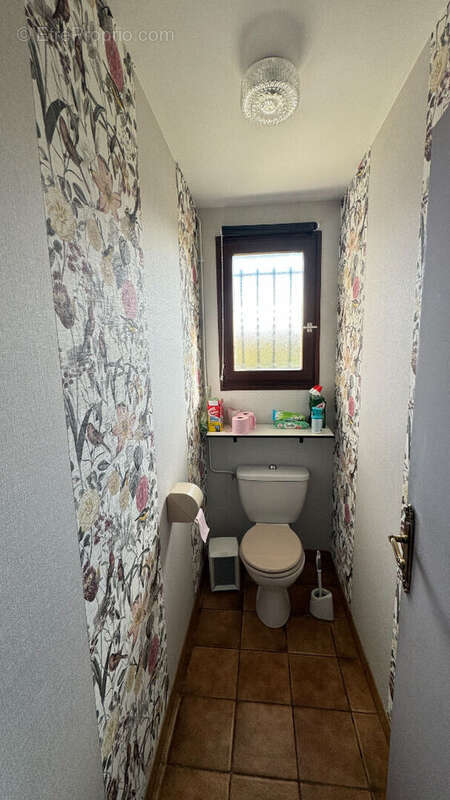 Maison à LA CHAPELLE-TAILLEFERT