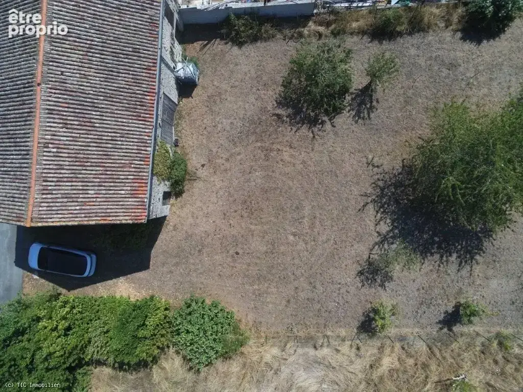Grange A Rénover Avec Un Jardin Clos Sur 961m² Près de Ruffec - photo 11