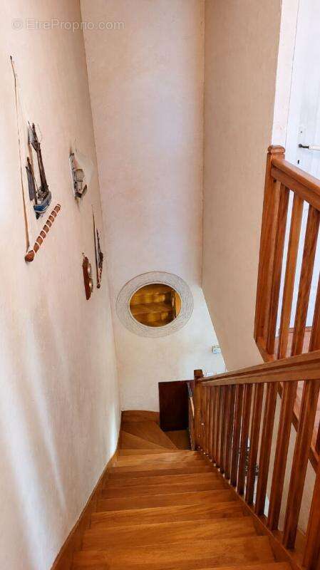 Maison t6 très bien entretenue - lumineuse - photo 11