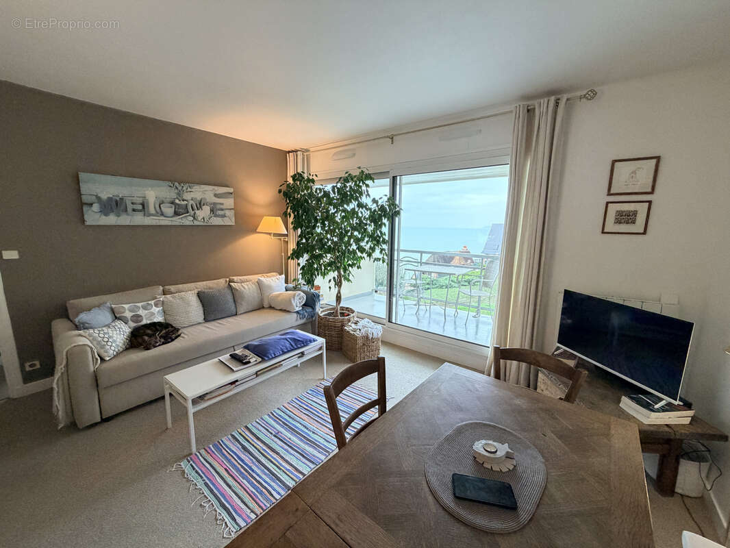 Appartement à TROUVILLE-SUR-MER