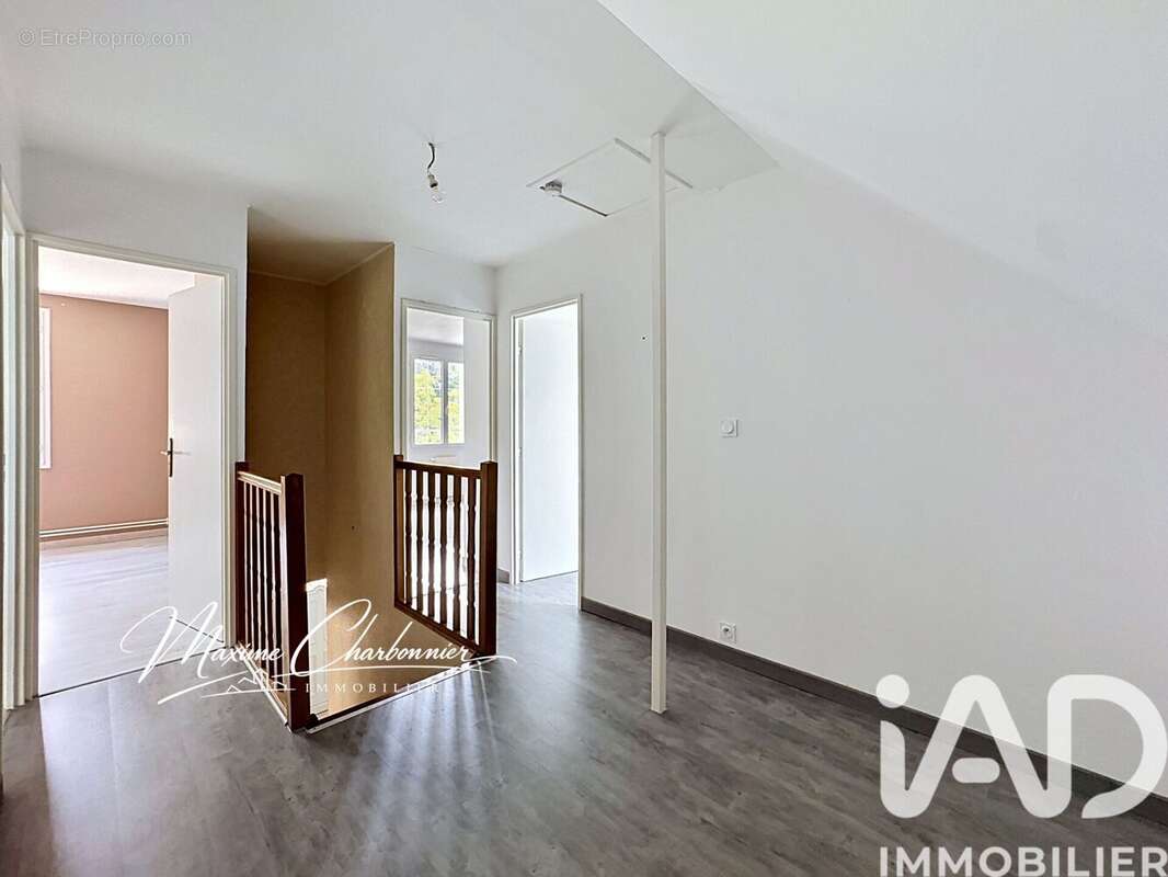 Maison 93 m² à Cesson  - photo 7