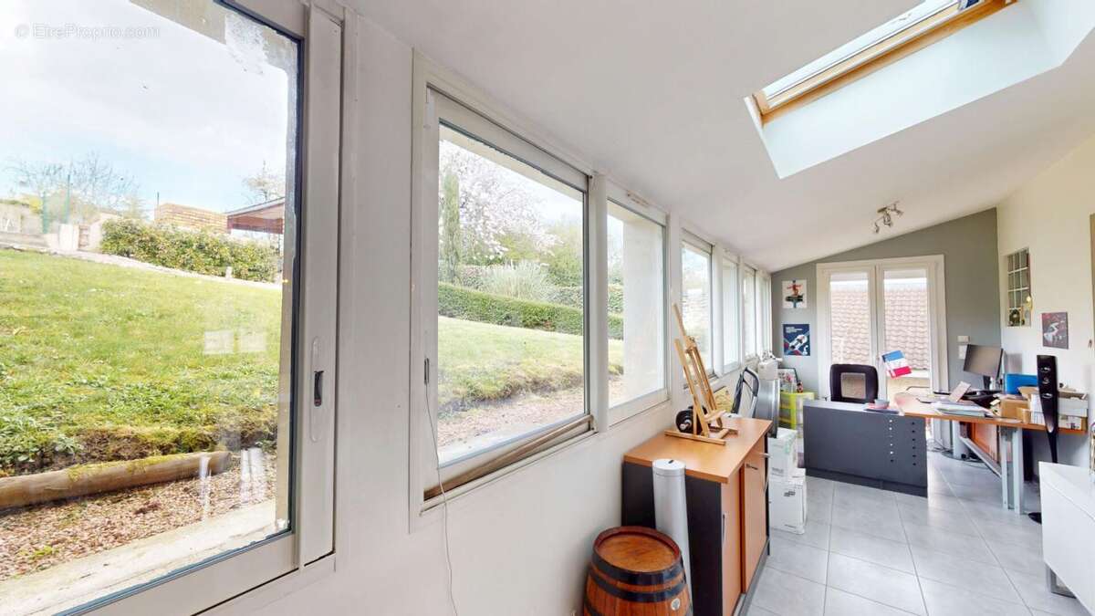 Maison Vierzon - photo 8