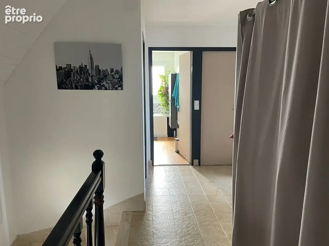 Maison familiale 180 m² - 5 chambres - vie de plain-pied - non mitoyenne - jardin plein soleil - photo 11