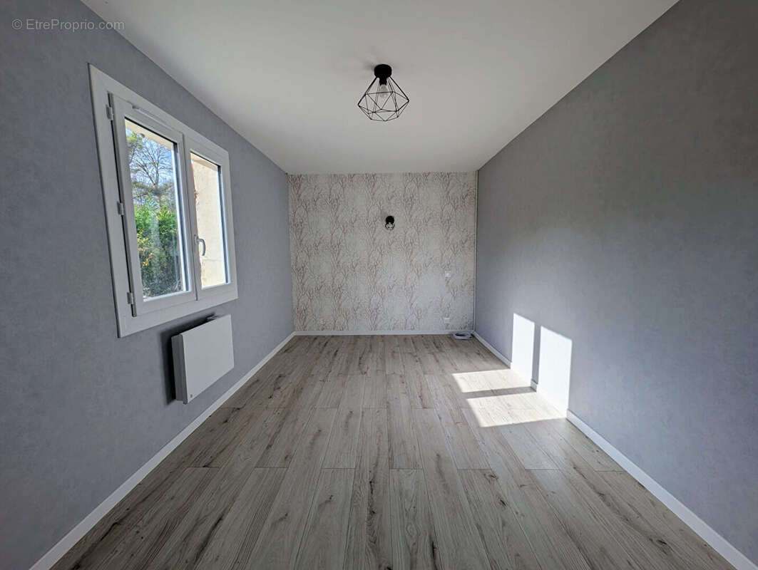 Maison à MILLY-LA-FORET