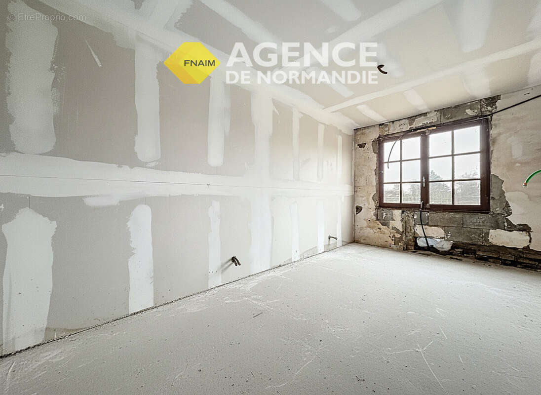 Maison à VILLERS-EN-OUCHE