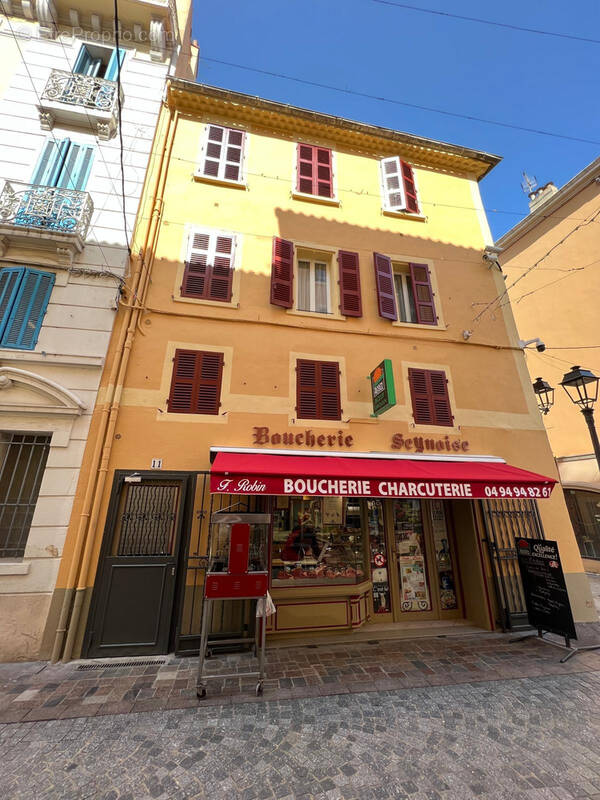 Commerce à LA SEYNE-SUR-MER