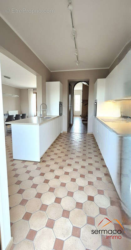 cuisine (home staging IA) - Maison à GROSBLIEDERSTROFF