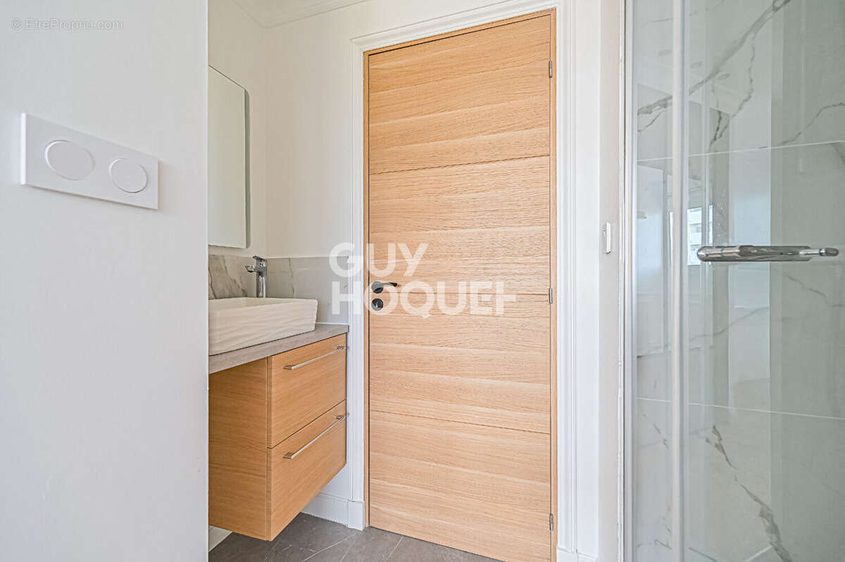 Appartement à PARIS-12E