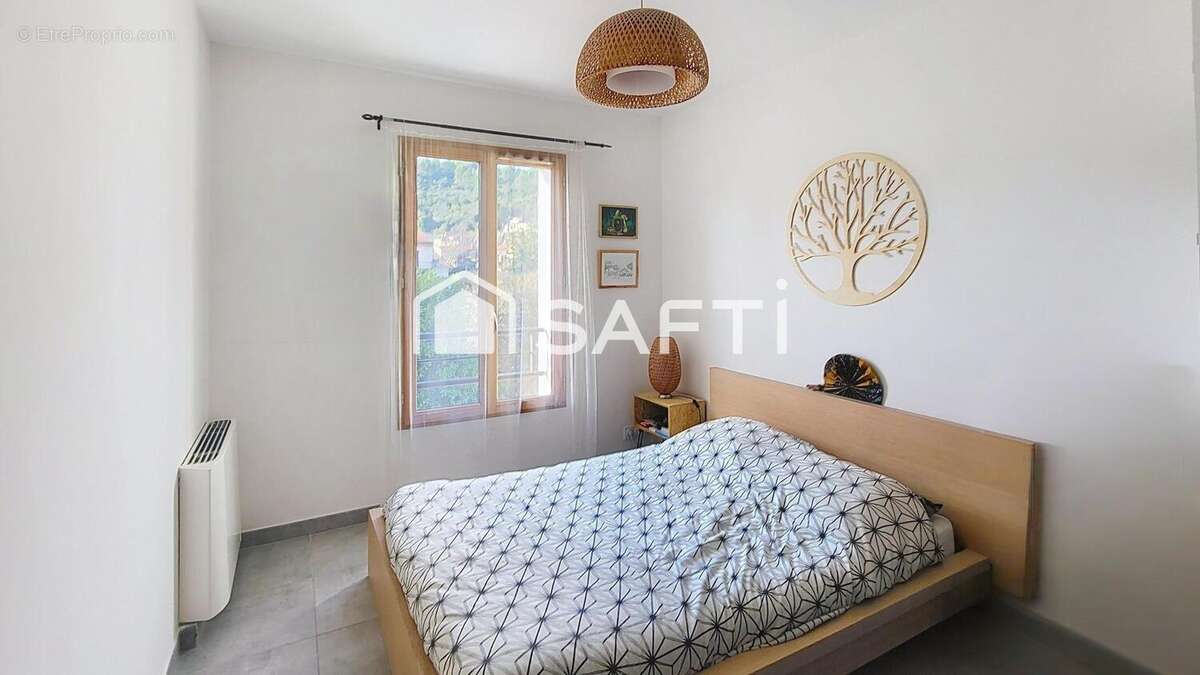 Photo 9 - Maison à SIGNES