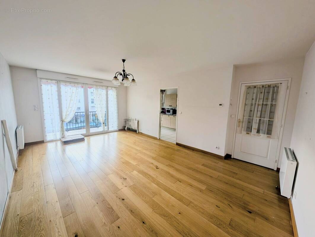 Appartement à MONDEVILLE