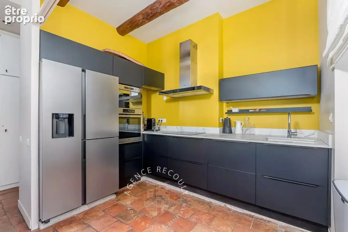 13001 Vieux Port / Appartement Type 4  en première ligne - photo 9