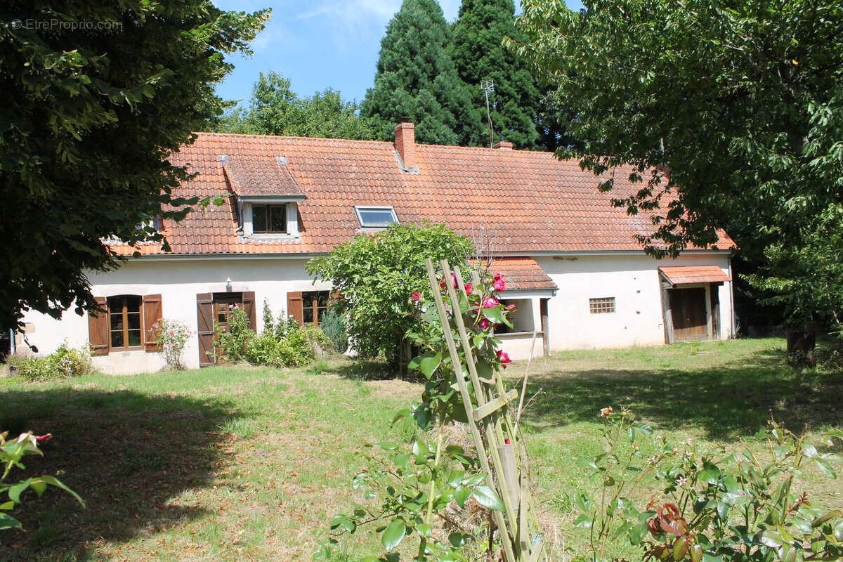 Maison à SAINT-PALAIS