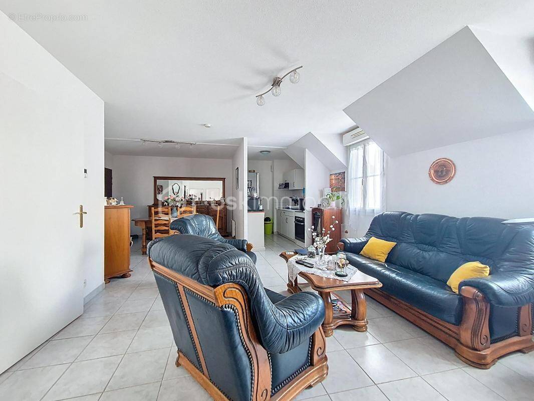 Appartement à BEUZEVILLE