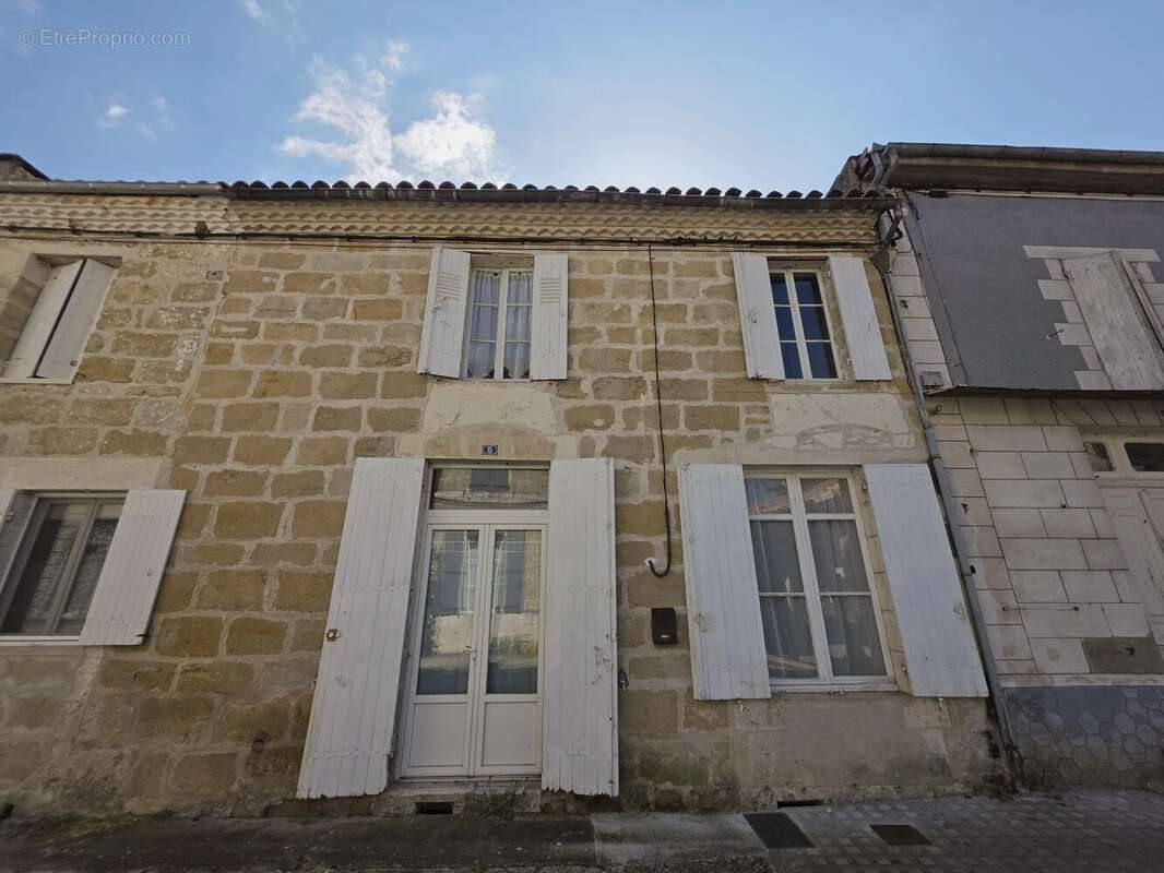 Maison à ALLEMANS-DU-DROPT