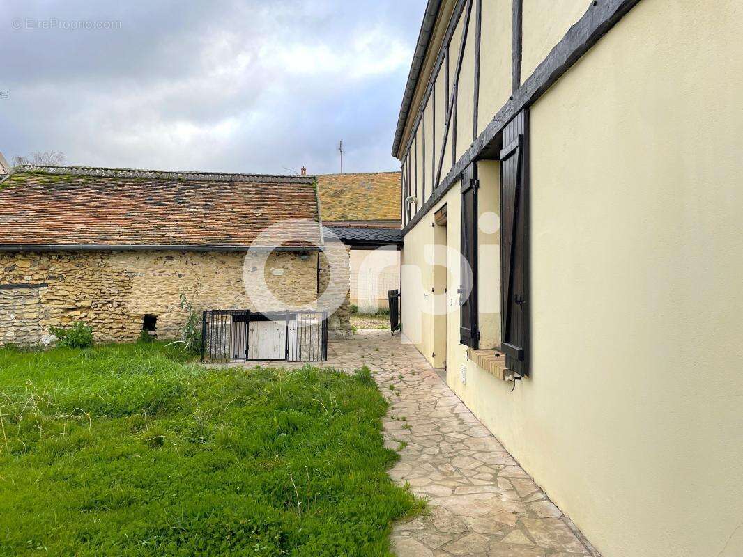 Maison à PACY-SUR-EURE