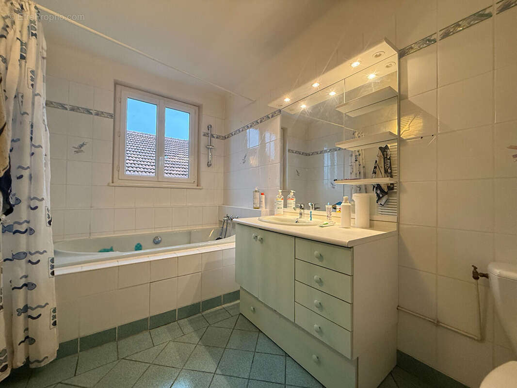 Maison à DAMELEVIERES