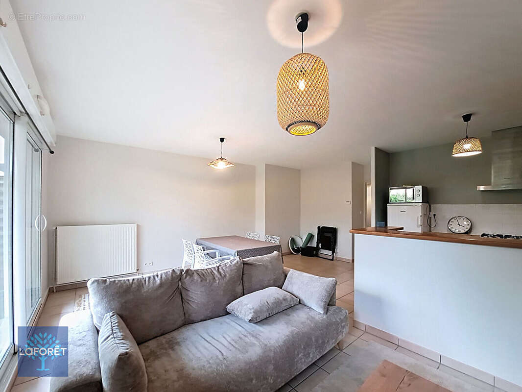 Appartement à FOUGERES