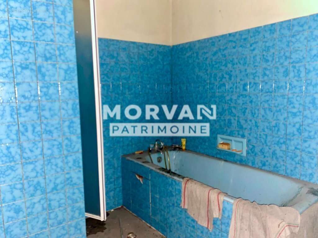 Coeur nivernais - maison sur trois niveaux a restaurer - photo 10