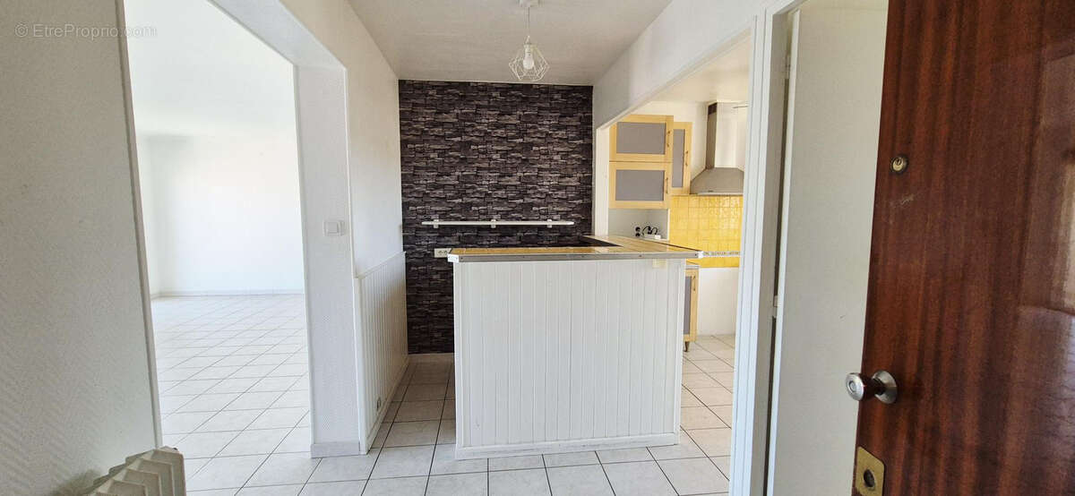 Appartement à LUNEL