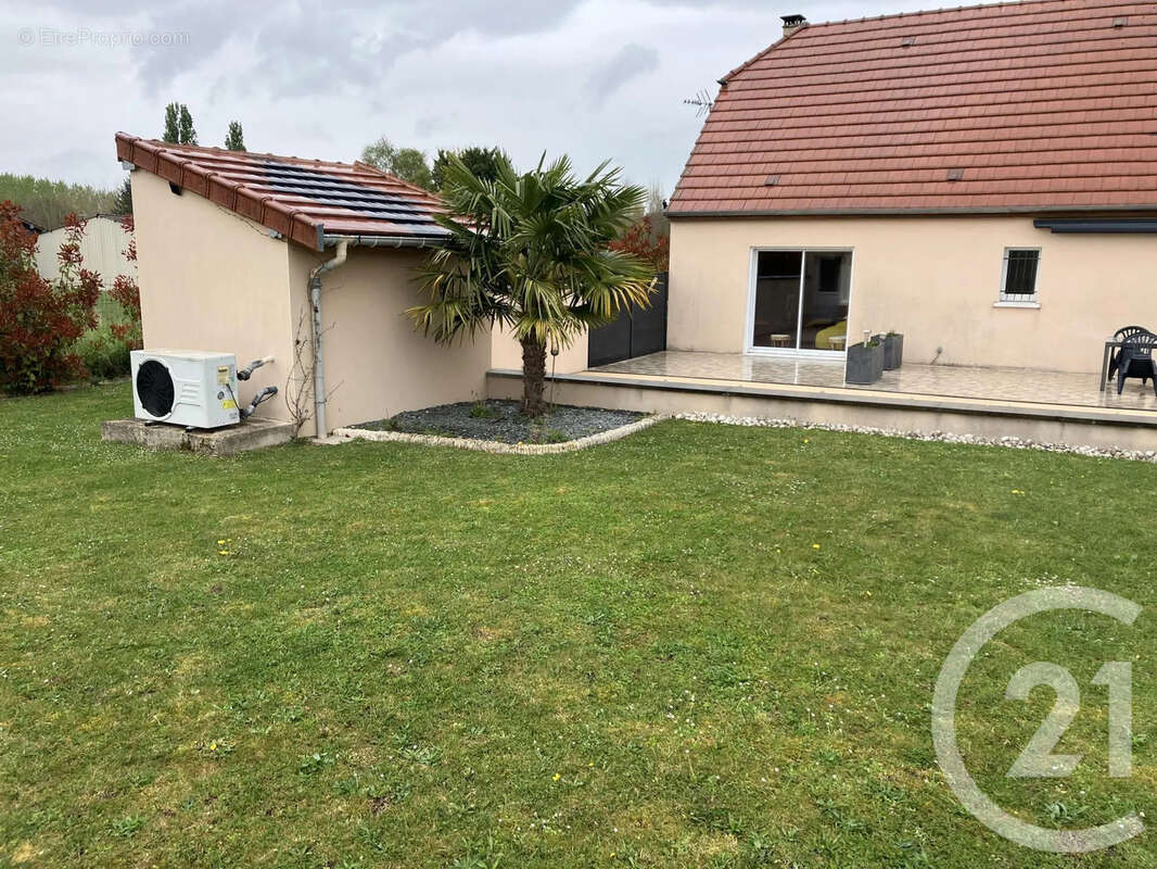 Maison à SAINT-LUMIER-EN-CHAMPAGNE