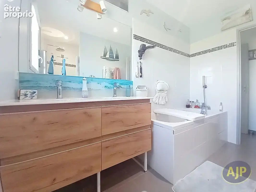 Maison T5 - Gaillan-en-Médoc ! - photo 15
