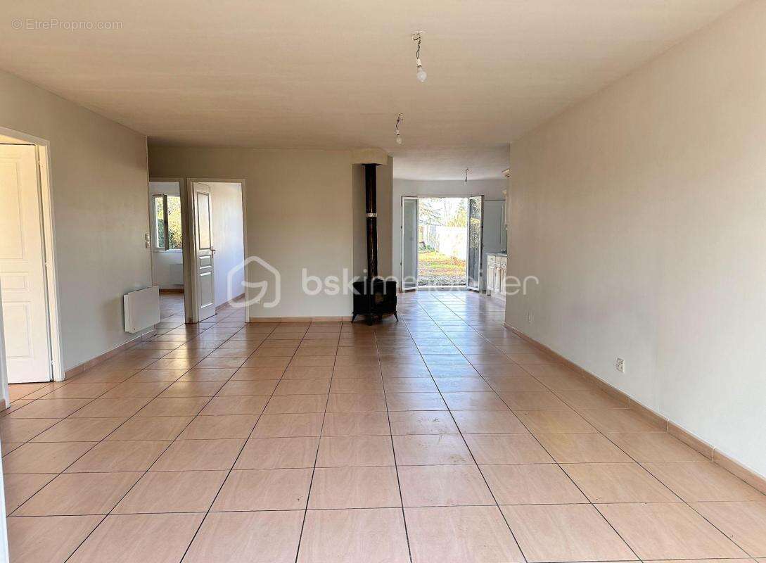 Maison à LENS-LESTANG