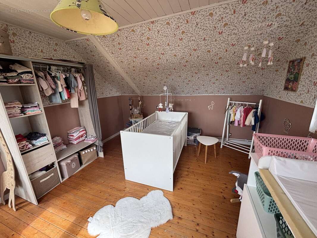 Maison 91 m² à Solesmes  - photo 9