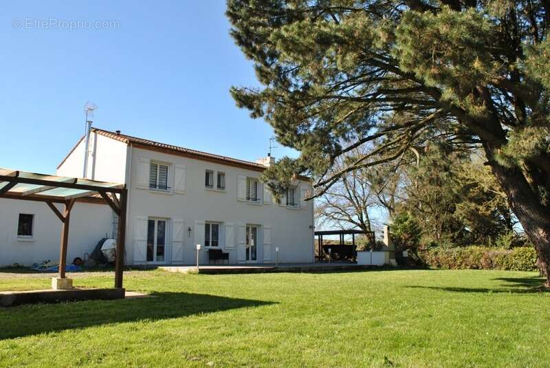 Maison à TREIZE-SEPTIERS