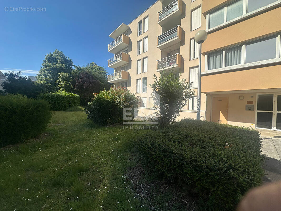 Appartement à BONNEUIL-SUR-MARNE