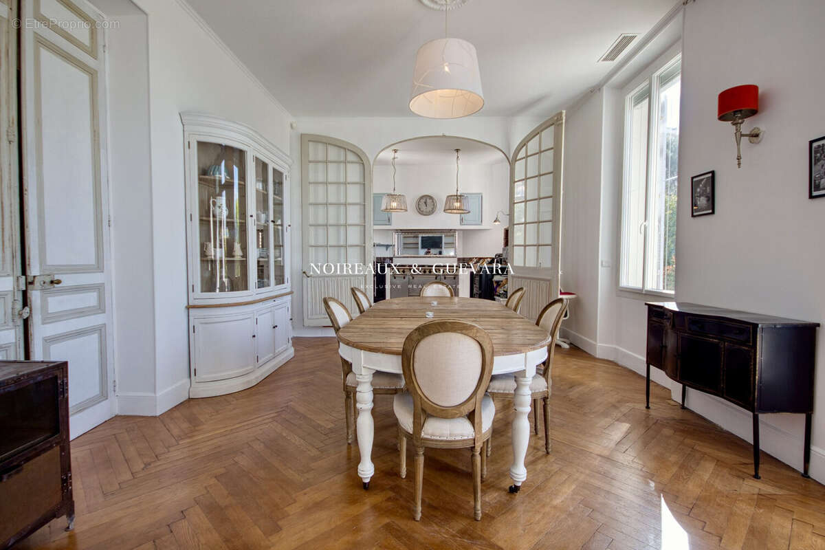 Appartement 130 m² à Cannes  - photo 4