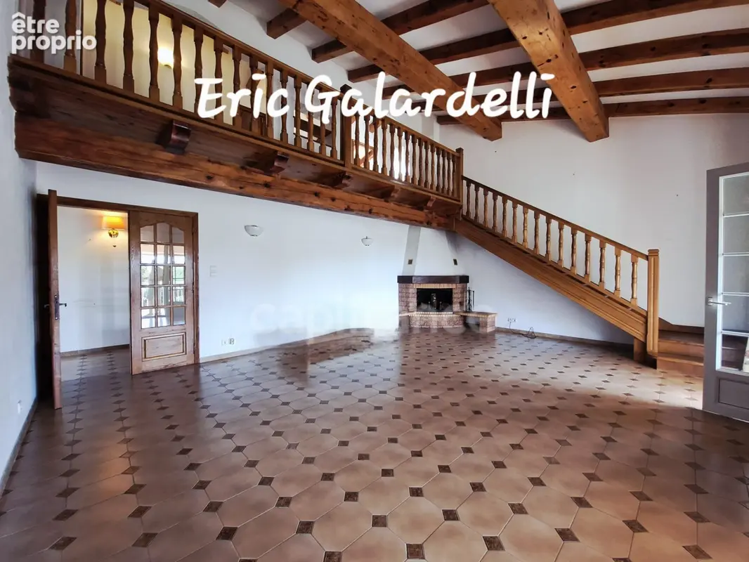 Maison à vendre  : Villa d'exception de 161 m², 6 pièces avec vue mer et potentiel constructible à  PROPRIANO (20) - photo 10