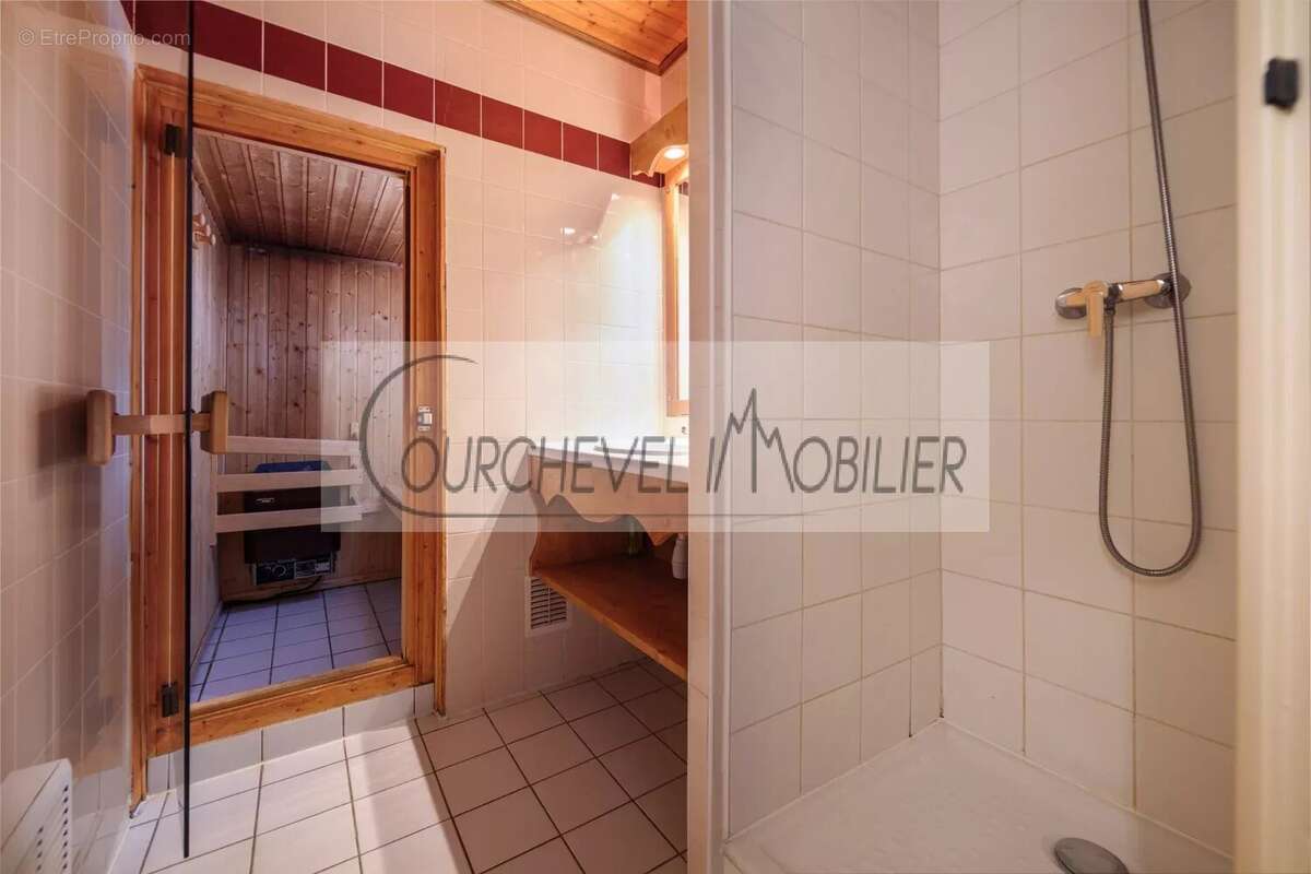Appartement à LA PERRIERE