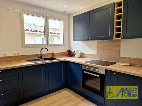 Appartement de charme au coeur du Vieil Antibes face à la Méditerranée - photo 3