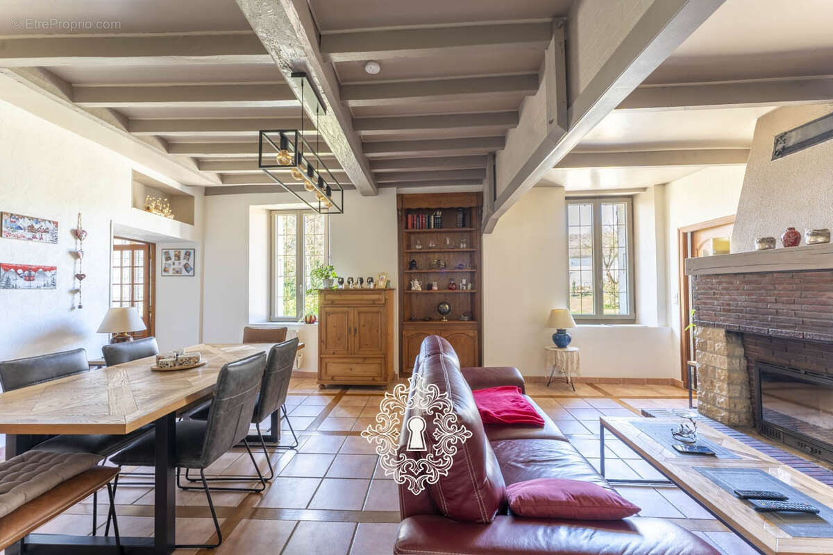 Maison à PERCENEIGE