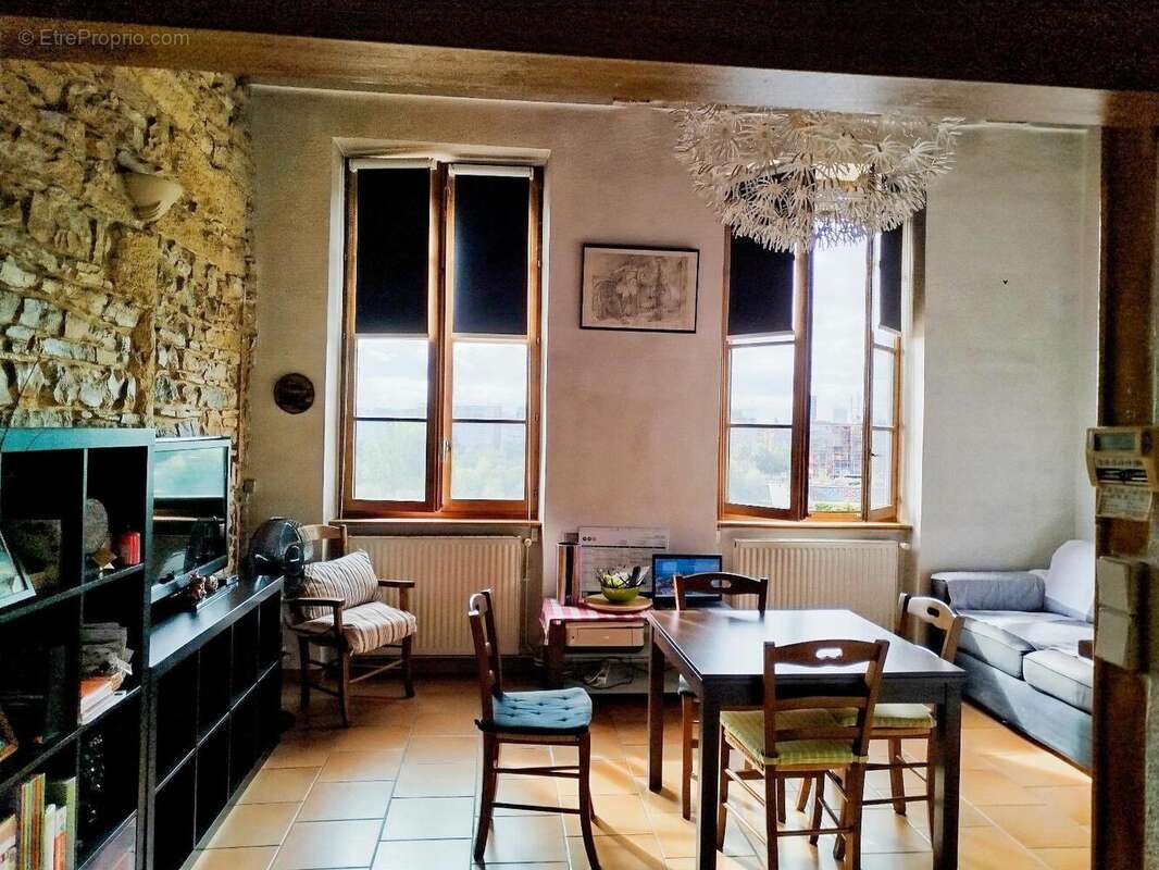   - Appartement à CALUIRE-ET-CUIRE