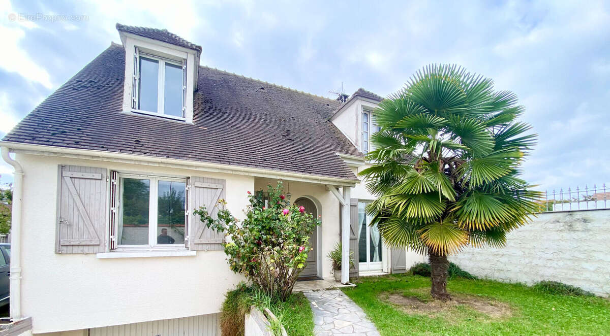 Maison à BEZONS