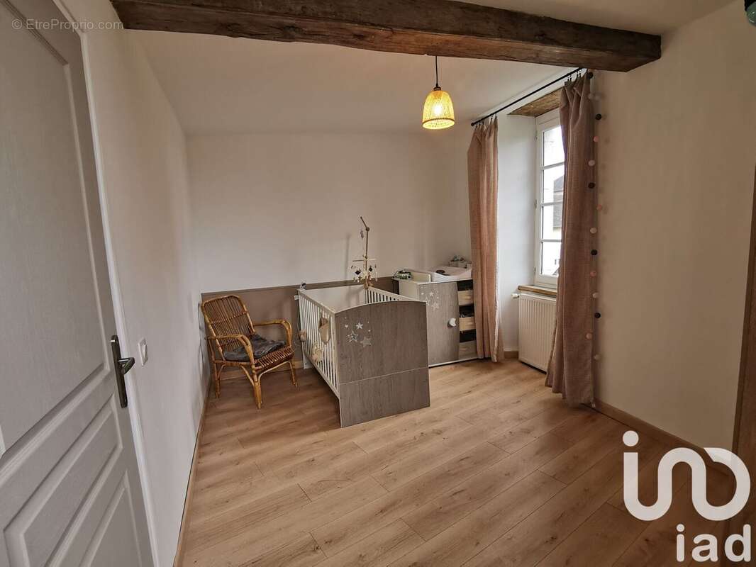 Maison 128 m² à Verdets  - photo 8