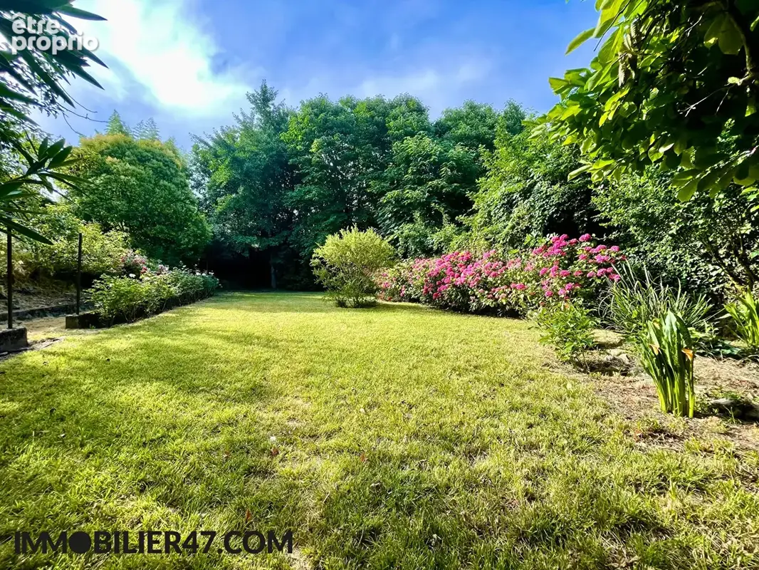 Maison de village avec jardin et garage - photo 11
